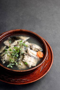 5 Ulusal Rus balık çorbası, lezzetli.