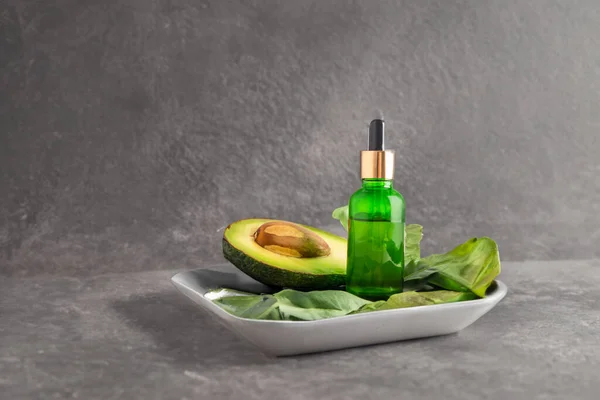 Avocadoöl Grüner Glasflasche Natürliche Kosmetische Essenz — Stockfoto