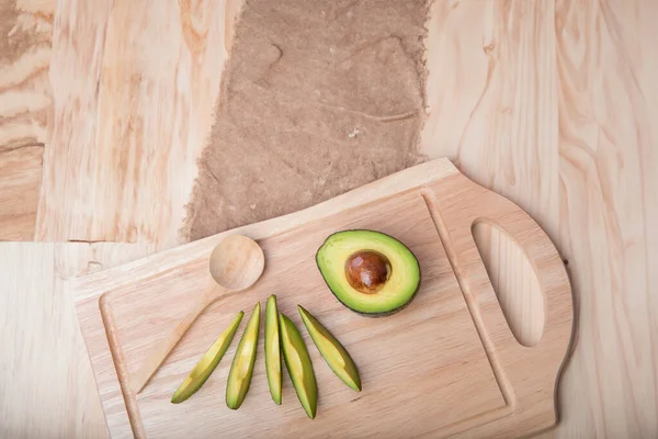 Frische Avocado Auf Rustikalem Holztisch Gesunde Ernährung — Stockfoto