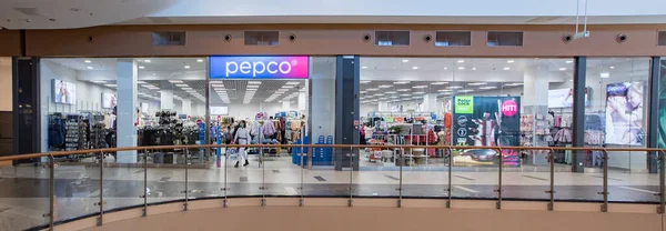 有产品的Pepco零售店 — 图库照片