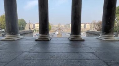 Meydandaki Torino Panoraması Gran Madre di Dio Kilisesi. Yüksek kalite 4k görüntü