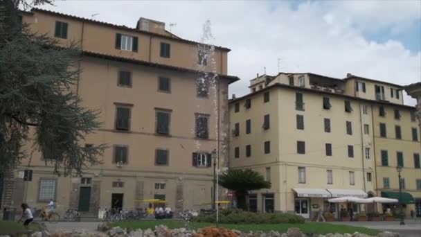 Plac Lucca Przy Fontannie Wysokiej Jakości Materiał — Wideo stockowe