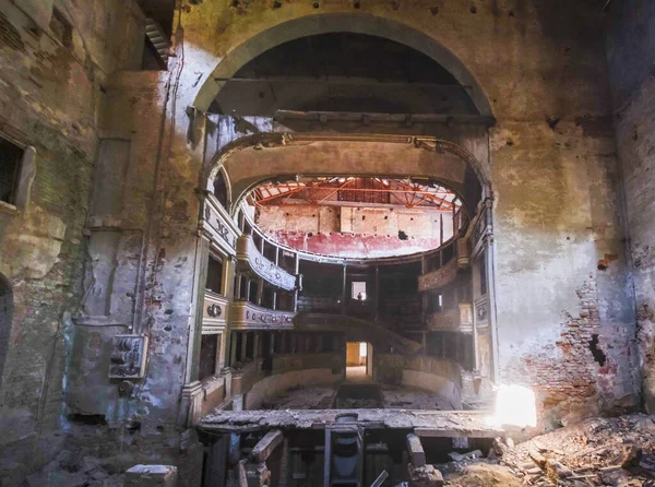 Panorama Sceny Opuszczonym Teatrze Wysokiej Jakości Zdjęcie — Zdjęcie stockowe
