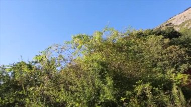 Abruzzo dağlarında Akdeniz maketi panoraması. Yüksek kalite 4k görüntü