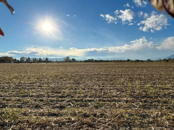 Plowed Cultivated Field Sunny Day High Quality Photo — Stock Photo, Image