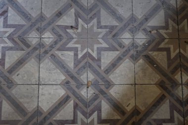 Terk edilmiş evde desenli zemin. Yüksek kalite fotoğraf