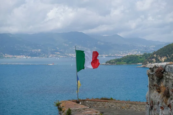 Italian Flag Waving Gulf Lerici Liguria High Quality Photo — 스톡 사진