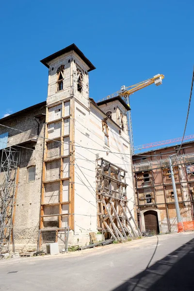 2009年地震后 阿布鲁佐拉奎拉市中心正在翻新 高质量的照片 — 图库照片