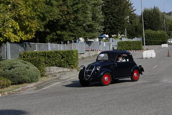 Bibbiano Reggio Emilia Italy 2015 Free Rally Vintage Cars Town — Stockfoto