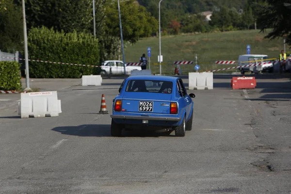 Bibbiano Reggio Emilia Italy 2015 Free Rally Vintage Cars Town — kuvapankkivalokuva