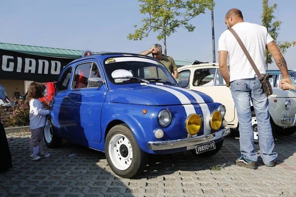Bibbiano Reggio Emilia Italy 2015 Free Rally Vintage Cars Town — ストック写真