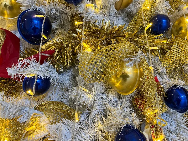 Beautiful White Christmas Tree Gold Blue Decorations High Quality Photo — стоковое фото