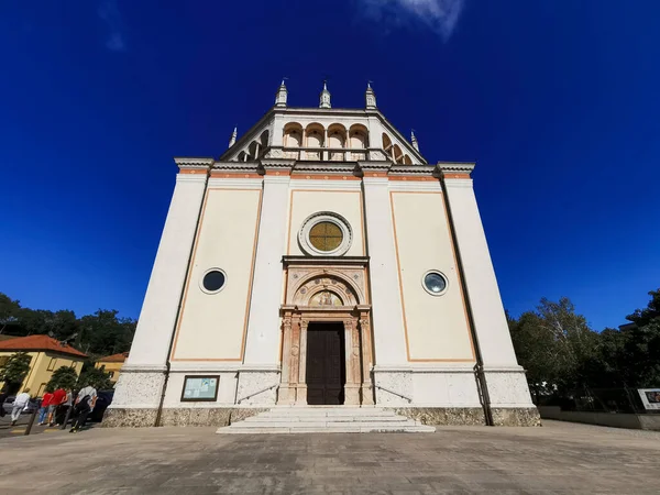 Scalinata Crespi Adda Chiesa Del Villaggio Foto Alta Qualità — Foto Stock