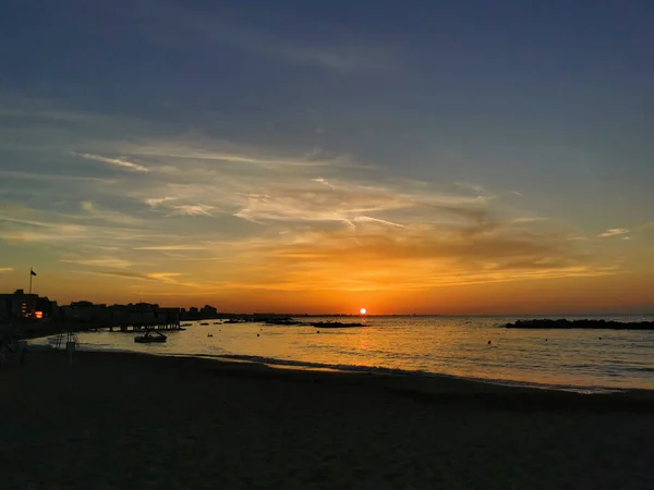 Pantai Romagna Riviera Italia Saat Matahari Terbenam Foto Berkualitas Tinggi — Stok Foto