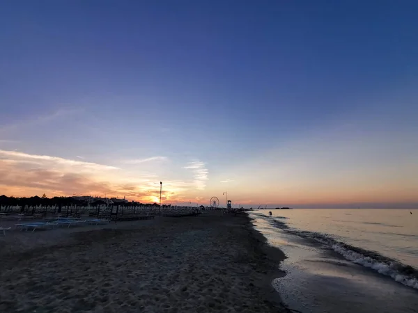 日落时分 意大利里米尼海滩 高质量的照片 — 图库照片