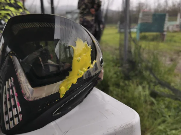 Paintball Mask Helmet Cue Ball Hitting Head Head Shot High — Foto de Stock
