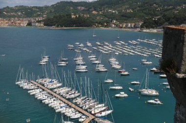 Lerici İtalya limanı yukarıdan genel bakış. Yüksek kalite fotoğraf