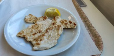 Limonlu ızgara hindi göğsü. Yüksek kalite fotoğraf