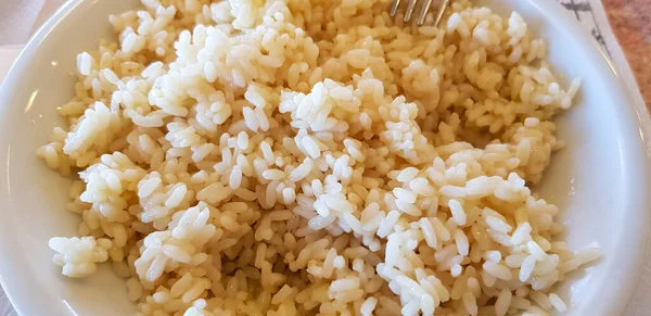 Plate White Rice Boiled Parmesan Cheese Oil High Quality Photo — Stock Photo, Image