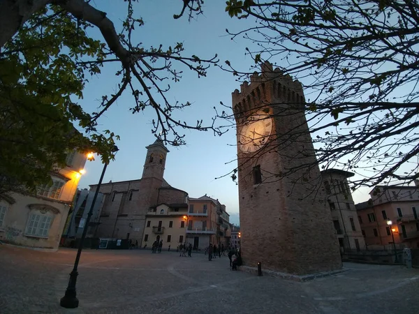 Náměstí Věž Castelnuovo Rangone Provincii Modena Itálie Kvalitní Fotografie — Stock fotografie