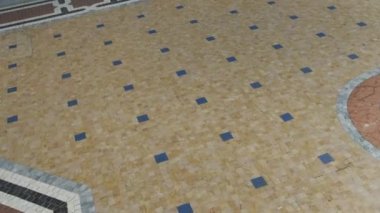 Milan alışveriş galerisi mozaiği yerde. Yüksek kalite 4k görüntü