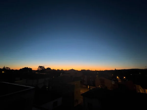 Wunderschöner Sonnenaufgang Über Der Stadt Bibbiano Reggio Emilia Italien Hochwertiges — Stockfoto