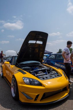 Modena, İtalya: 2023 06 03 JCM Japon Araba Buluşması ücretsiz Japon arabası rallisi Honda S2000 motoru. Yüksek kalite fotoğraf