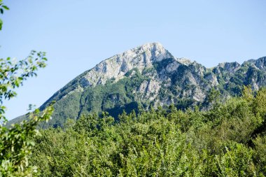 Güneşli bir günde Abruzzo Milli Parkı, Pescasseroli Aquila Panoraması. Yüksek kalite fotoğraf