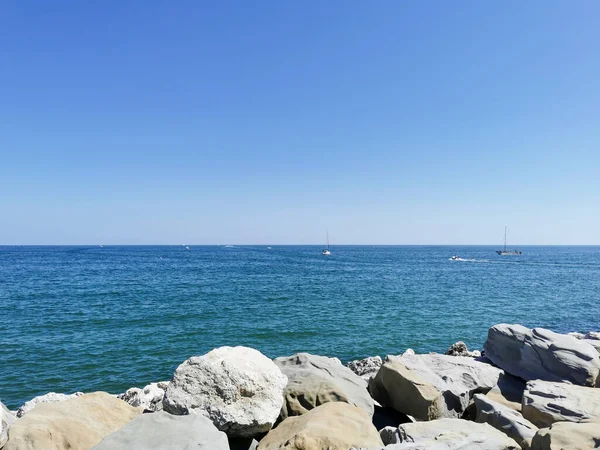 Panorama Del Mar Mediterráneo Desde Las Rocas Foto Alta Calidad —  Fotos de Stock