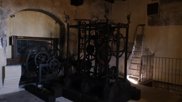 Old Clock Mechanism Gears Strings High Quality Footage — Stock Video
