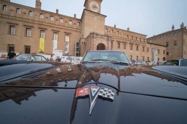 Carpi Modena, İtalya: 10 17 2021 Bedava klasik araba rallisi Alfa Romeo Montreal. Yüksek kalite fotoğraf