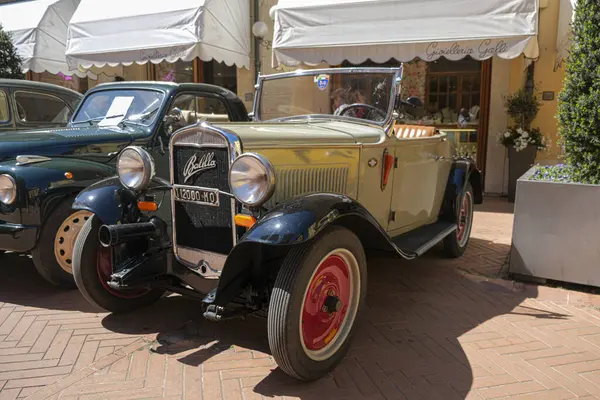 Carpi Modena, İtalya: 10 17 2021 Bedava klasik araba rallisi FIAT 508 Balilla Spider. Yüksek kalite fotoğraf