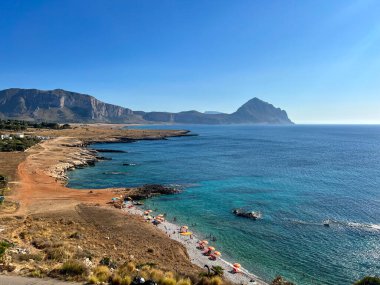 Macari Körfezi, San Vito Lo Capo, Sicilya, İtalya, güneşli bir günde. Yüksek kalite fotoğraf