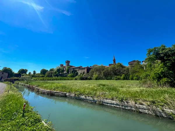 stock image Vignola di Modena, irrigation canal. High quality photo