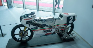 Milan, İtalya: 105 05 2024 Eicma International bisiklet ve motosiklet şovu Fausto Gresini Garelli Bisiklet. Yüksek kalite fotoğraf
