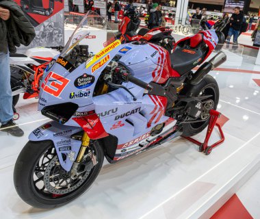Milan, İtalya: 11 05: 2024 Eicma International bisiklet ve motosiklet şovu Ducati Desmo Motogp Marc Marquez Gresini Takımı. Yüksek kalite fotoğraf