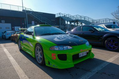 Cremona, İtalya: 11 01 01 2024 JCM Özgür Japon arabası mitsubishi tutulması çok öfkeli. Yüksek kalite fotoğraf
