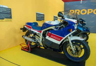 Milan, İtalya: 105 05 2024 Eicma International bisiklet ve motosiklet şovu Suzuki Gsx-r.