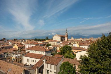 Antik ortaçağ duvarlı şehri Cittadella Padua İtalya, duvarlardan şehrin manzarası. Yüksek kalite fotoğraf