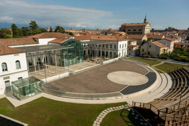 Antik ortaçağ duvarlı şehri Cittadella Padua İtalya, duvarlardan şehrin manzarası. Yüksek kalite fotoğraf