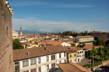 Antik ortaçağ duvarlı şehri Cittadella Padua İtalya, duvarlardan şehrin manzarası. Yüksek kalite fotoğraf