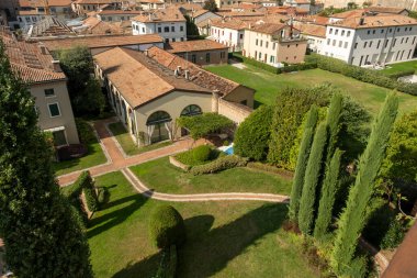 Antik ortaçağ duvarlı şehri Cittadella Padua İtalya, duvarlardan şehrin manzarası. Yüksek kalite fotoğraf