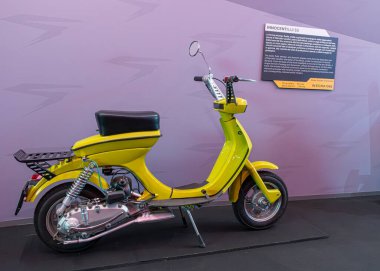 Milan, İtalya: 11 05 2024 Eicma International bisiklet ve motosiklet şovu Innocenti Lui 50. Yüksek kalite fotoğraf