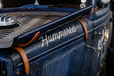 Verona, İtalya: 2025 01 24 MBE Motosiklet Fuarı Özel Motosiklet ve Özel Kas Araba Etkinliği Klasik 1932 Ford Model Hot Rod. Yüksek kalite fotoğraf