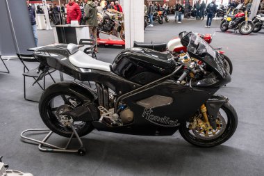 Modea, İtalya: 2025 03 Motor Festivali Fuarı Motosiklet A klasik Mondial Piega motosikleti İtalya 'da klasik İtalyan tasarımı sergilenmektedir. Yüksek kalite fotoğraf