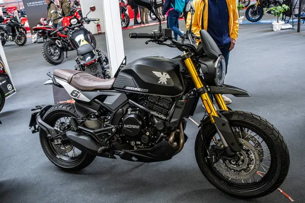 Modena, İtalya: 2025 03 30 Motor Festivali Motosiklet Fuarı Siyah Moto Morini Seiemmezzo Motosiklet Sergisi. Yüksek kalite fotoğraf