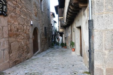 Eski şehrin dar sokaklarında.