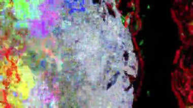 Renkli desenler soyut ve canlı dokularla harmanlanır..