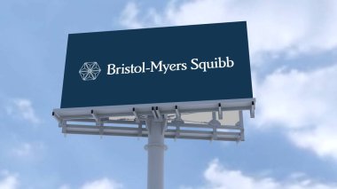 Bristol Myers Squibb Şirketi Editör Videosu. Bulutları tuval olarak gösteren, reklam panosunda marka kimliğini gösteren.