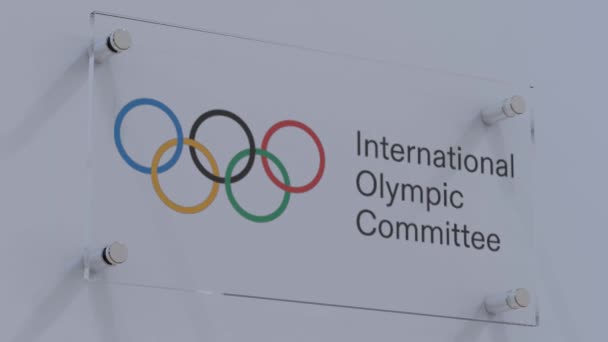 Logo Bandera Metálica Ioc Del Comité Olímpico Internacional Placa Pared — Vídeos de Stock